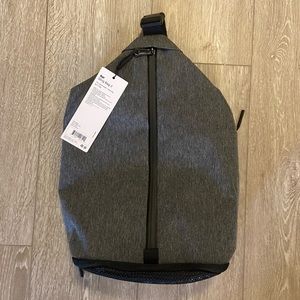 Aer Sling Over the Shoulder Bag (Brand New)